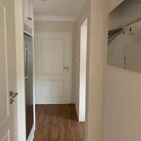 בית נופש Leo-s-hues *